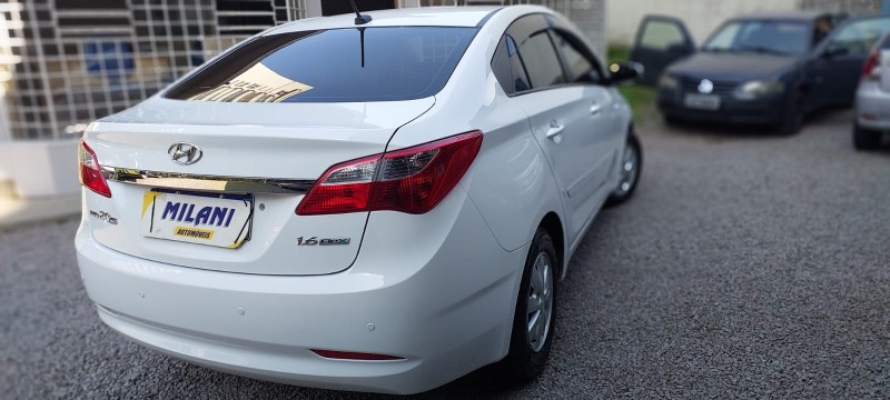 HB20S 1.6 COMFORT STYLE 16V FLEX 4P MANUAL - 2015 - BENTO GONçALVES