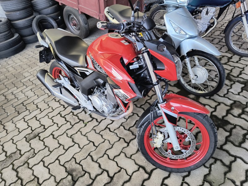 CB 250F TWISTER CBS