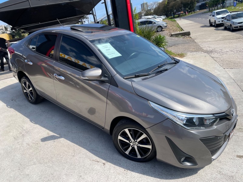 yaris 1.5 xls sedan 16v flex 4p automatico 2020 caxias do sul