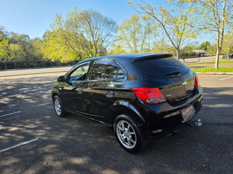 ONIX 1.4 MPFI LTZ 8V FLEX 4P MANUAL - 2013 - BENTO GONçALVES