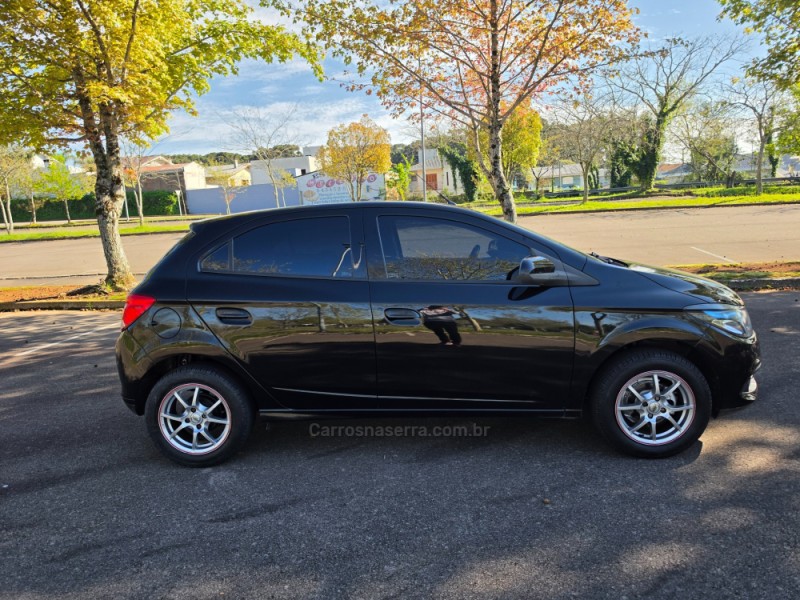 ONIX 1.4 MPFI LTZ 8V FLEX 4P MANUAL - 2013 - BENTO GONçALVES