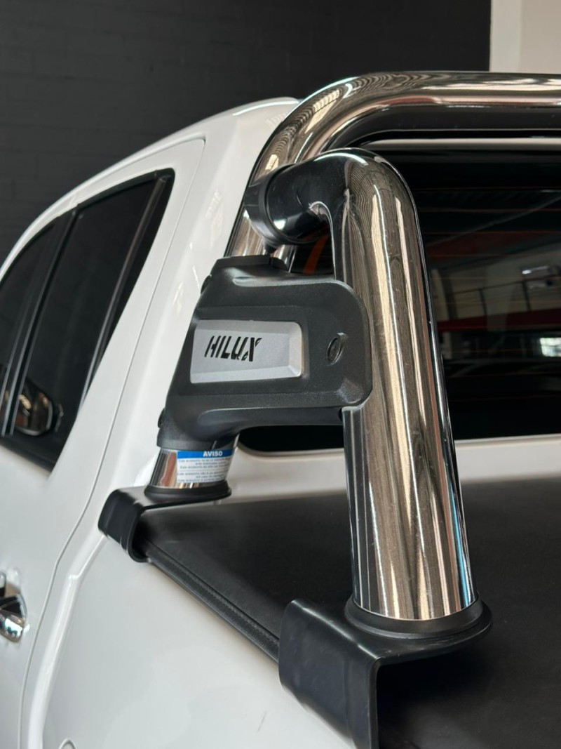HILUX 2.8 SRV 4X4 CD 16V DIESEL 4P AUTOMÁTICO - 2024 - FARROUPILHA
