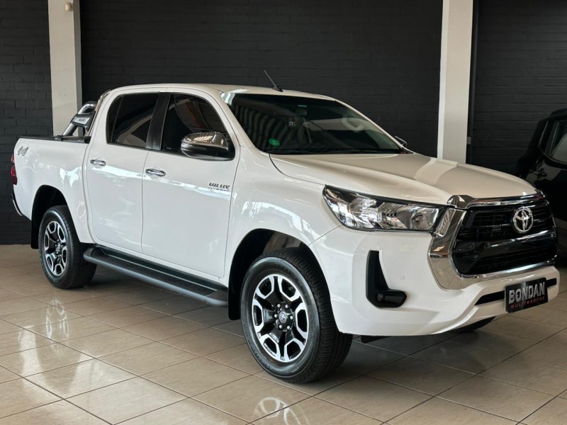 HILUX 2.8 SRV 4X4 CD 16V DIESEL 4P AUTOMÁTICO - 2024 - FARROUPILHA
