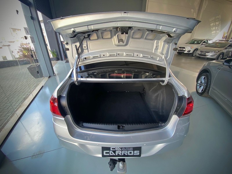 COBALT 1.4 MPFI LT 8V FLEX 4P MANUAL - 2020 - LAJEADO