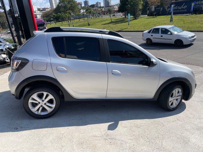 SANDERO 1.6 STEPWAY 16V FLEX 4P MANUAL - 2020 - CAXIAS DO SUL