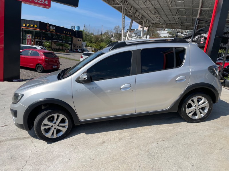 SANDERO 1.6 STEPWAY 16V FLEX 4P MANUAL - 2020 - CAXIAS DO SUL