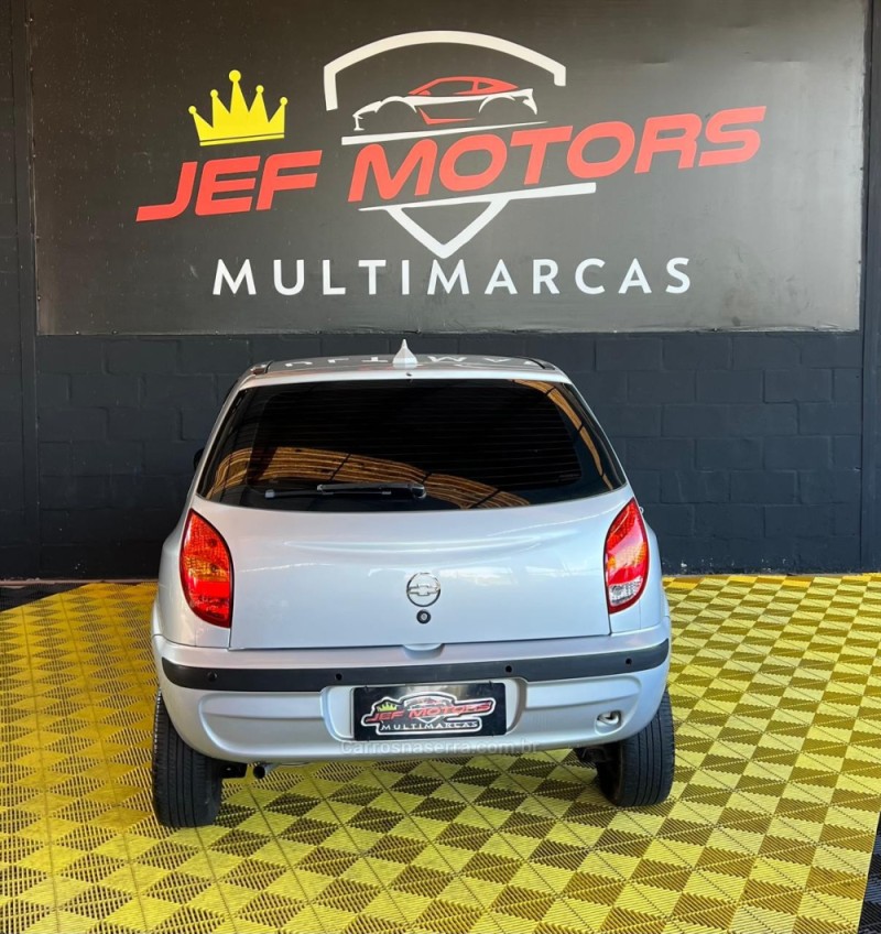 CELTA 1.0 MPFI SUPER 8V FLEX 4P MANUAL - 2005 - CAXIAS DO SUL
