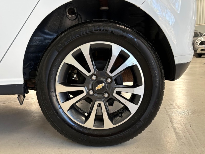 ONIX 1.4 MPFI LTZ 8V FLEX 4P MANUAL - 2016 - BENTO GONçALVES