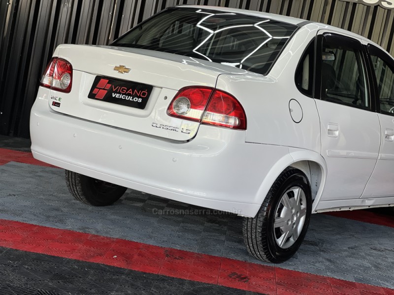 CLASSIC 1.0 MPFI LS 8V FLEX 4P MANUAL - 2013 - CAXIAS DO SUL
