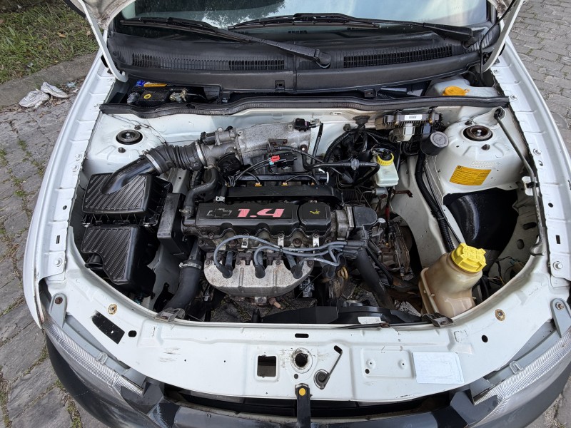 CELTA 1.4 MPFI LIFE 8V GASOLINA 4P MANUAL - 2004 - CAXIAS DO SUL