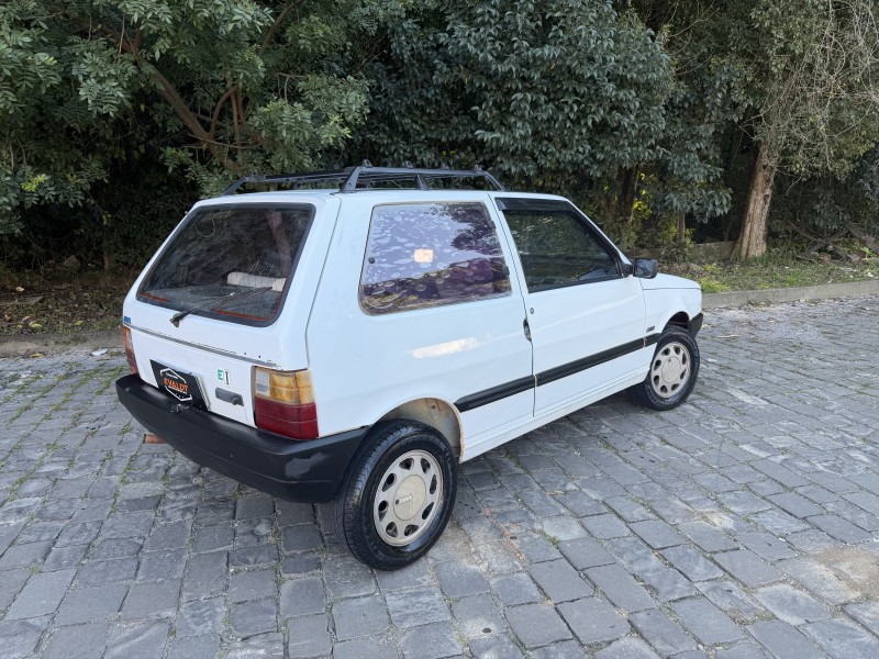 UNO 1.5 CS 8V GASOLINA 2P MANUAL - 1992 - CAXIAS DO SUL