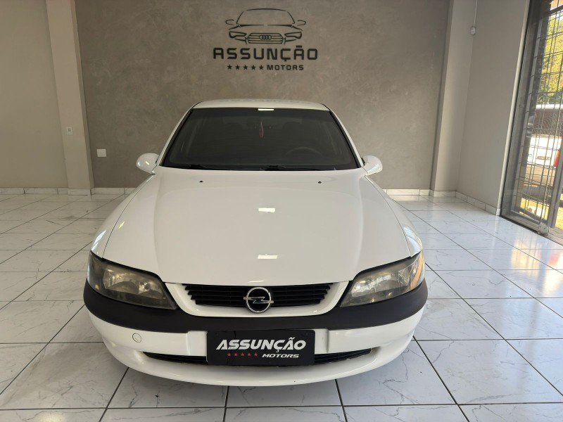 VECTRA 2.2 MPFI GLS 8V GASOLINA 4P MANUAL - 1999 - CAXIAS DO SUL