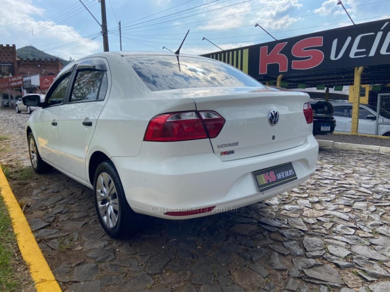 VOYAGE 1.6 MSI TOTALFLEX 8V 4P MANUAL - 2022 - DOIS IRMãOS