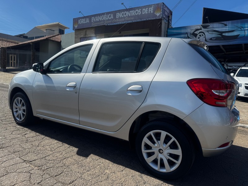 SANDERO 1.0 ZEN 12V FLEX 4P MANUAL - 2022 - DOIS IRMãOS
