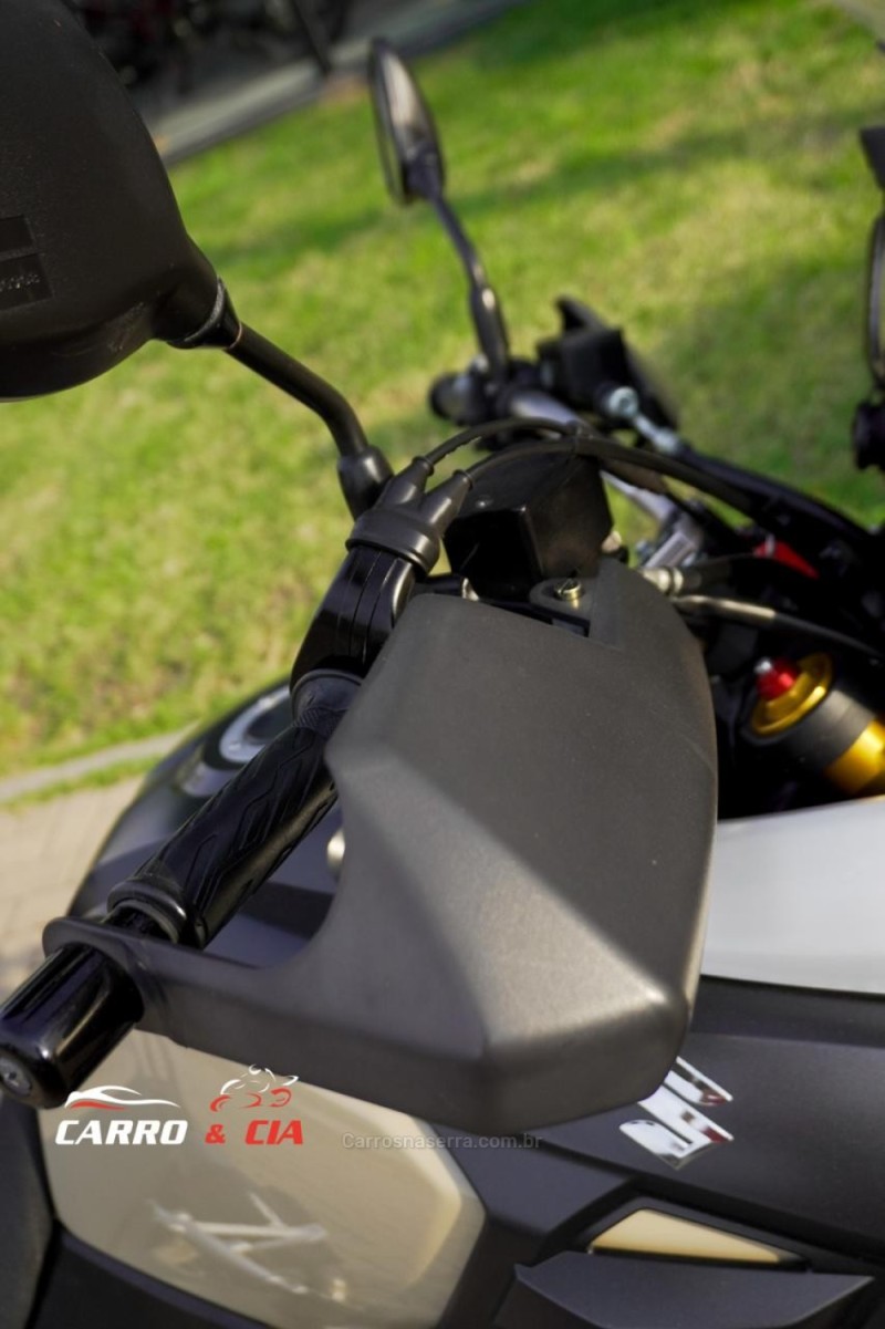 V-STROM 1000 ABS - 2015 - SANTA CRUZ DO SUL