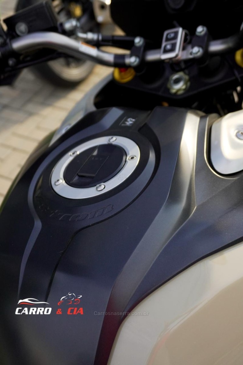 V-STROM 1000 ABS - 2015 - SANTA CRUZ DO SUL