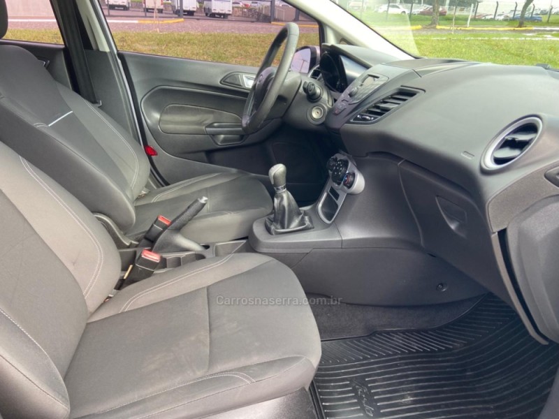 FIESTA 1.5 SE HATCH 16V FLEX 4P MANUAL - 2015 - DOIS IRMãOS