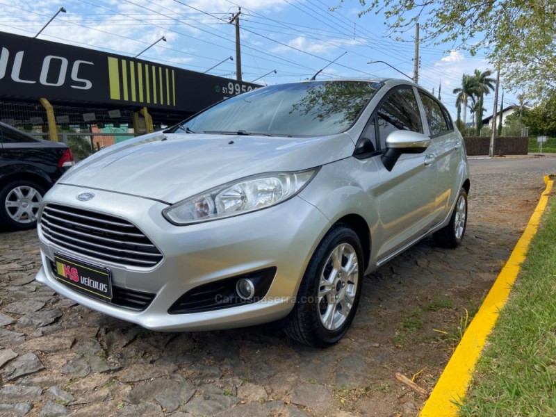 FIESTA 1.5 SE HATCH 16V FLEX 4P MANUAL - 2015 - DOIS IRMãOS