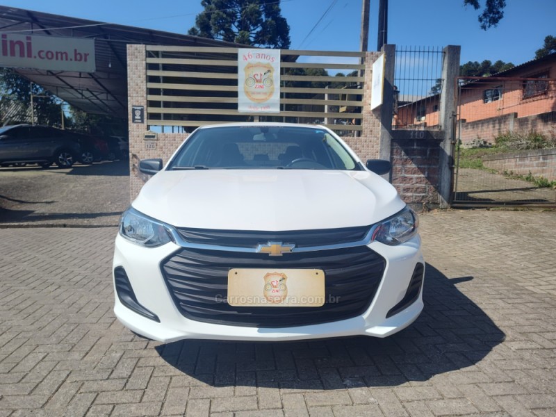 ONIX 1.0 PLUS 12V TURBO 4P AUTOMÁTICO - 2023 - CANELA