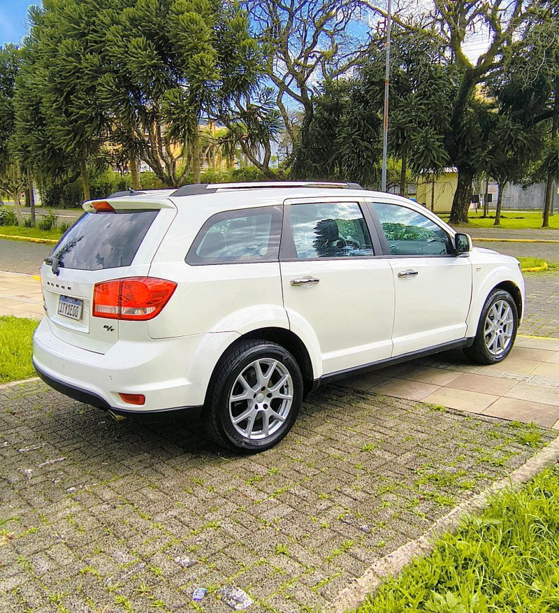 JOURNEY 3.6 RT AWD V6 GASOLINA 4P AUTOMÁTICO - 2013 - FARROUPILHA