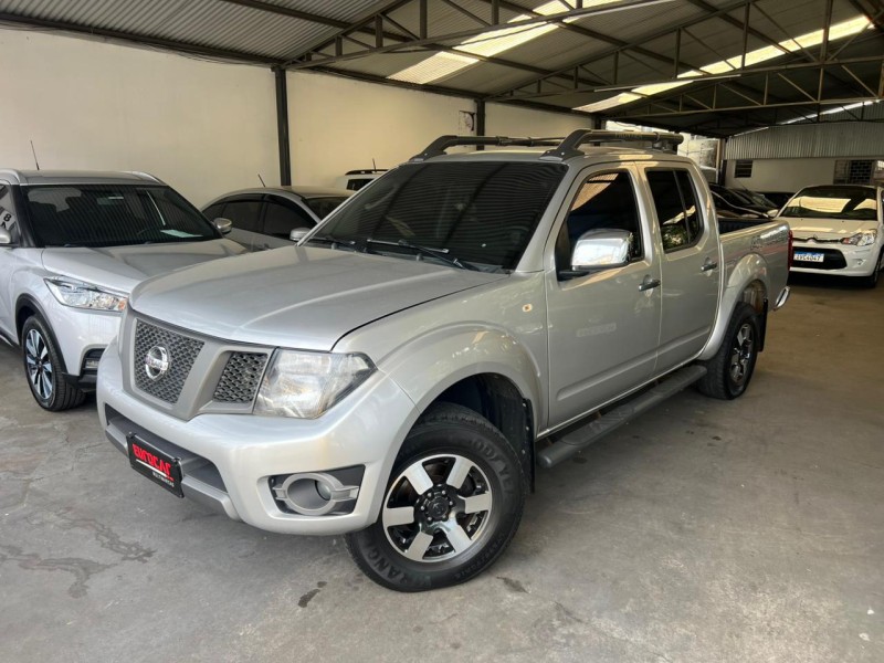 frontier 2.5 sv attack 4x2 cd turbo eletronic diesel 4p manual 2014 caxias do sul