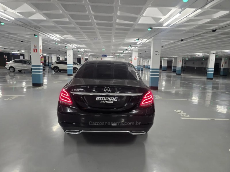 C 180 1.6 CGI AVANTGARDE 16V TURBO FLEX 4P AUTOMÁTICO - 2018 - PORTO ALEGRE