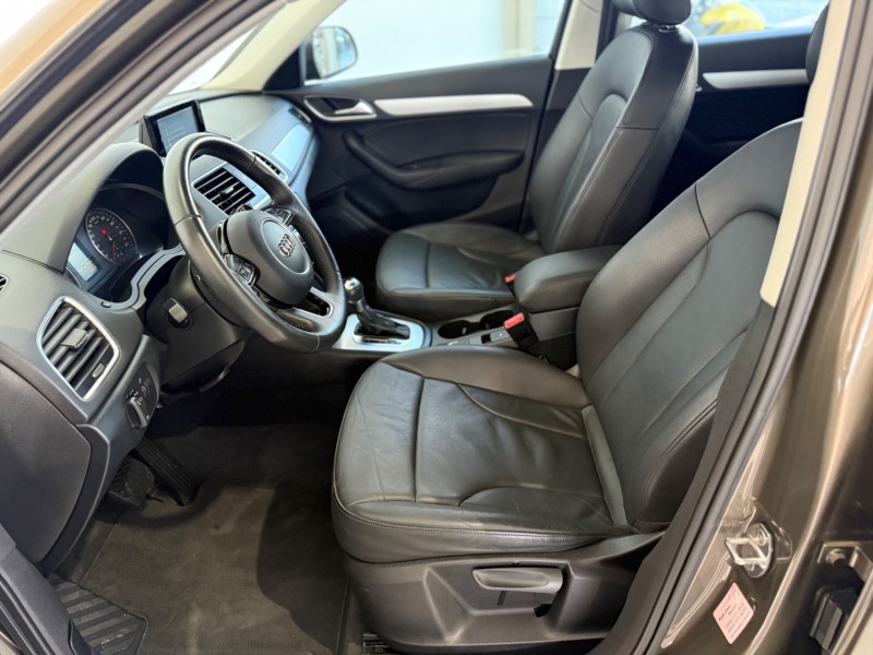 Q3 1.4 TFSI ATTRACTION GASOLINA 4P S TRONIC - 2016 - CAXIAS DO SUL