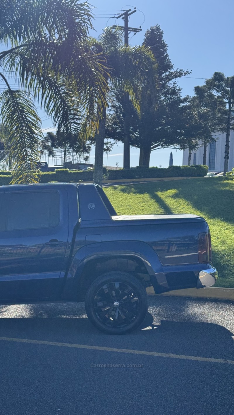 AMAROK 3.0 V6 EXTREME CD DIESEL 4X4 AT 4P AUTOMÁTICO - 2023 - FARROUPILHA