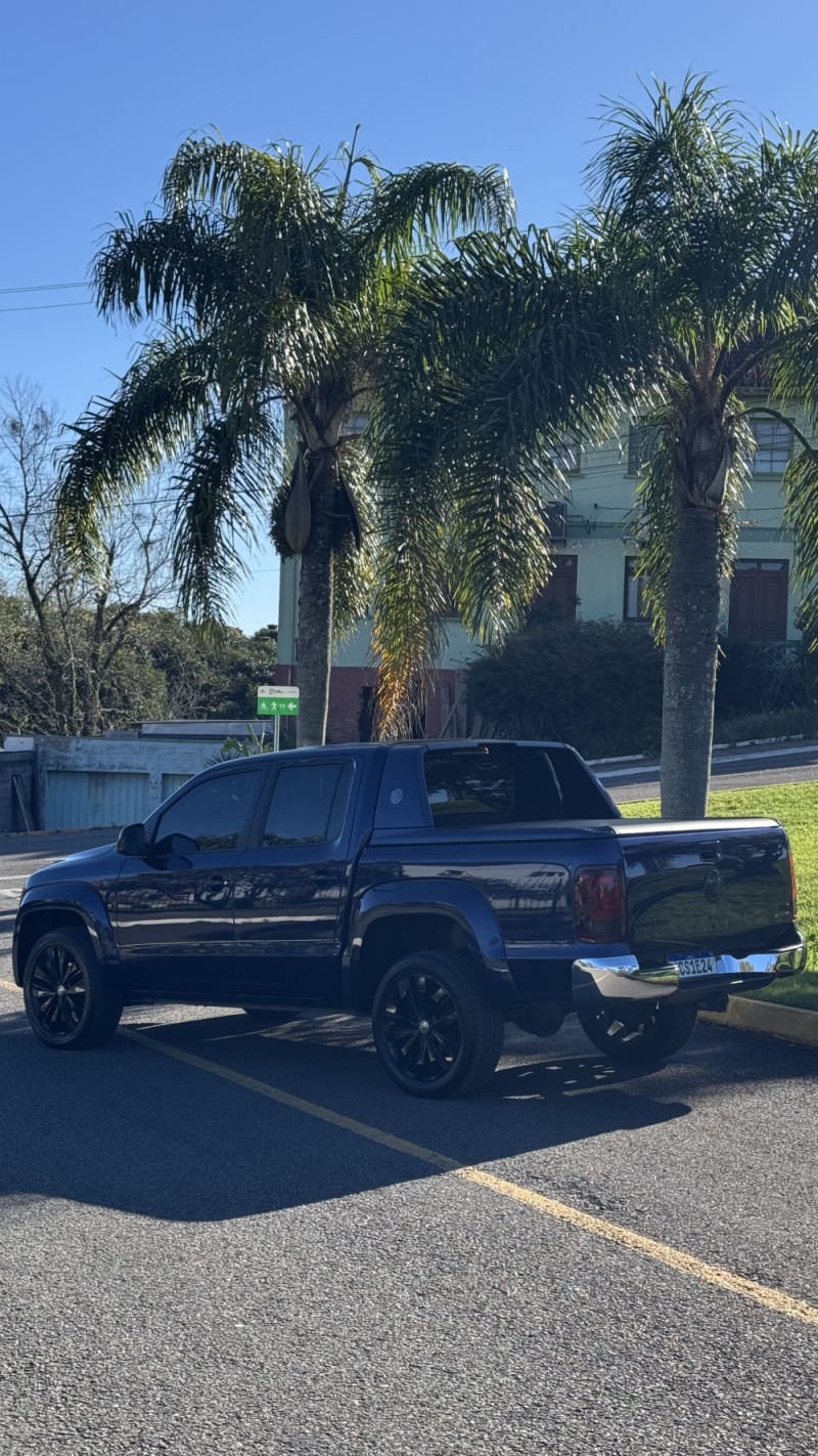 AMAROK 3.0 V6 EXTREME CD DIESEL 4X4 AT 4P AUTOMÁTICO - 2023 - FARROUPILHA