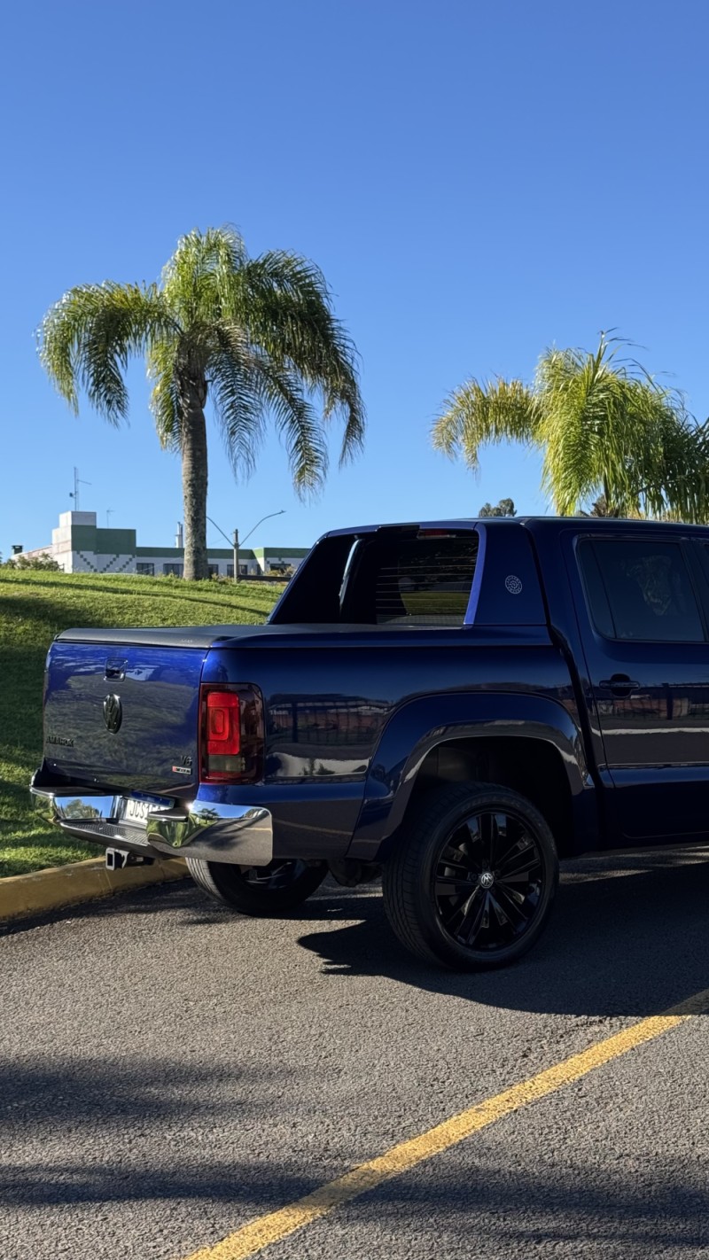 AMAROK 3.0 V6 EXTREME CD DIESEL 4X4 AT 4P AUTOMÁTICO - 2023 - FARROUPILHA