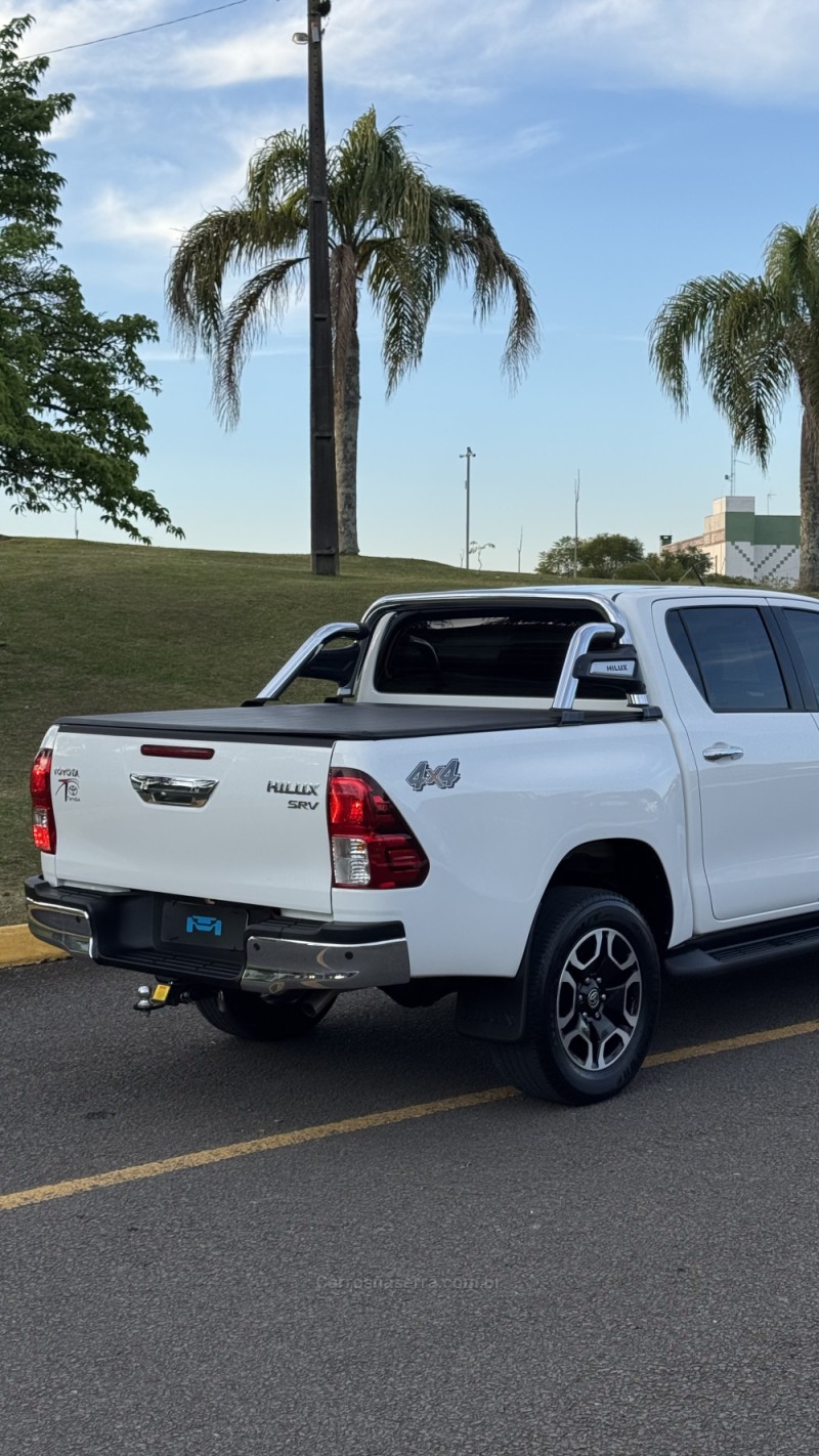 HILUX 2.8 SRV 4X4 CD 16V DIESEL 4P AUTOMÁTICO - 2024 - FARROUPILHA