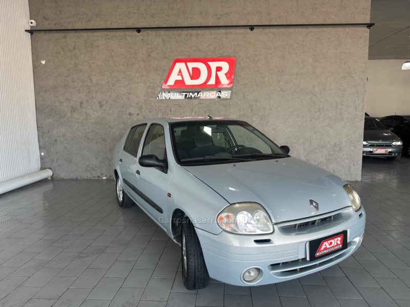 CLIO 1.0 RT SEDAN 16V GASOLINA 4P MANUAL - 2003 - CAXIAS DO SUL