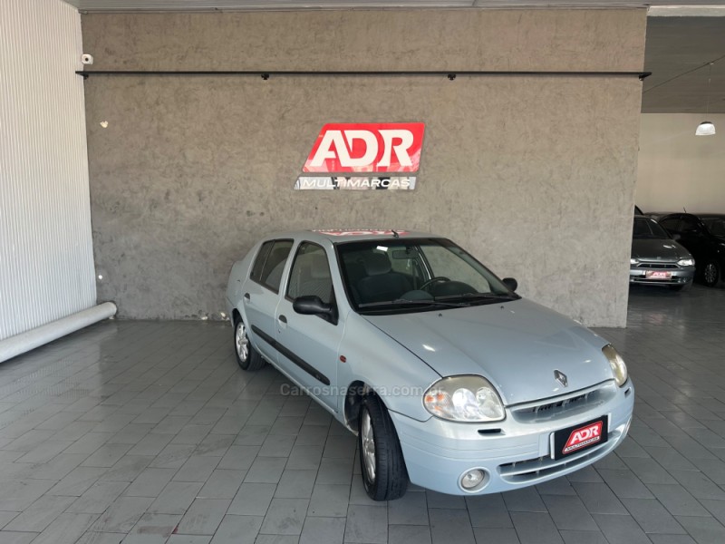 CLIO 1.0 RT SEDAN 16V GASOLINA 4P MANUAL - 2003 - CAXIAS DO SUL