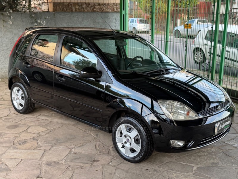 fiesta 1.0 rocam se 8v flex 4p manual 2005 caxias do sul