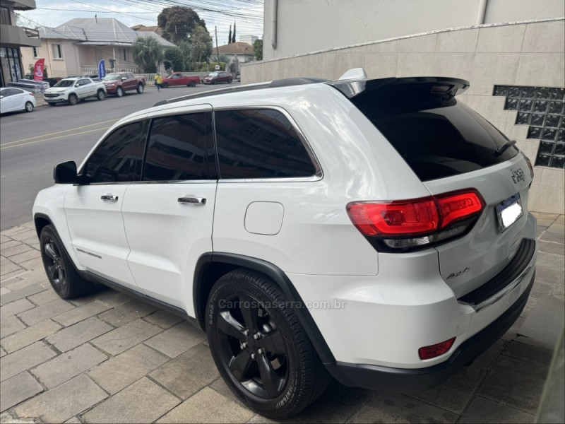 GRAND CHEROKEE 3.6 LIMITED 4X4 V6 24V GASOLINA 4P AUTOMATICO - 2015 - GARIBALDI