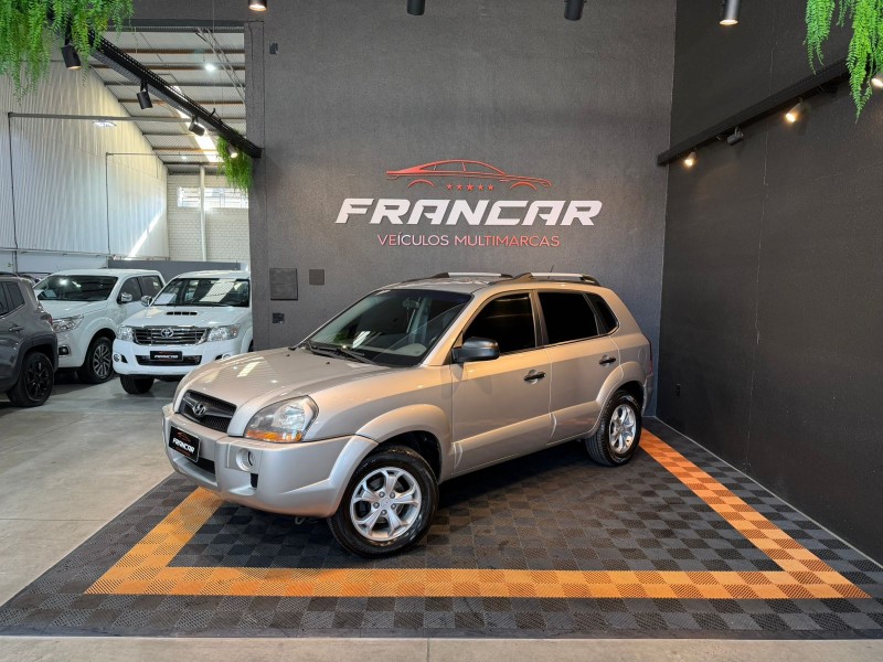 tucson 2.0 gl 2wd 16v gasolina 4p manual 2010 antonio prado