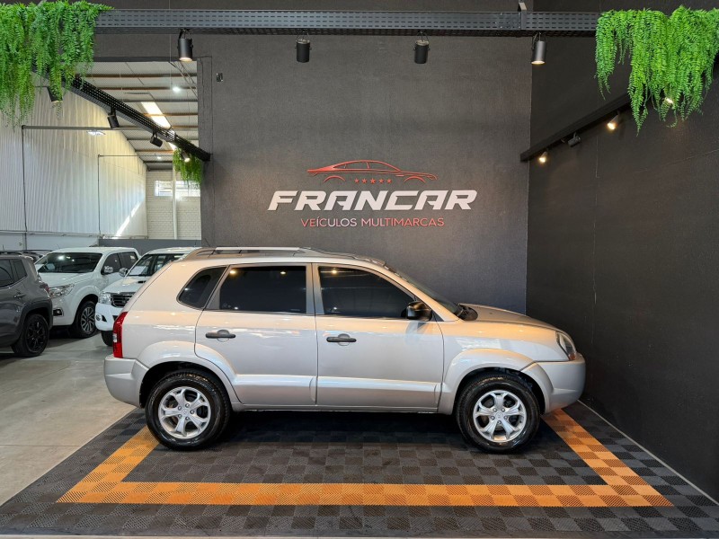 TUCSON 2.0 GL 2WD 16V GASOLINA 4P MANUAL - 2010 - ANTôNIO PRADO