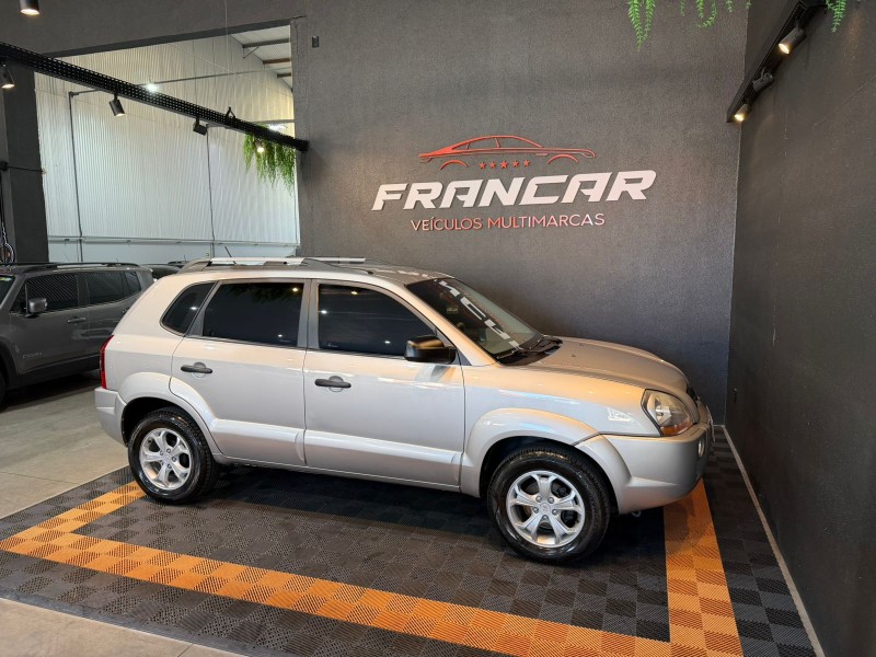 TUCSON 2.0 GL 2WD 16V GASOLINA 4P MANUAL - 2010 - ANTôNIO PRADO
