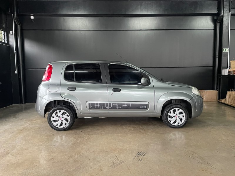 UNO 1.0 VIVACE 8V FLEX 4P MANUAL - 2012 - CAXIAS DO SUL
