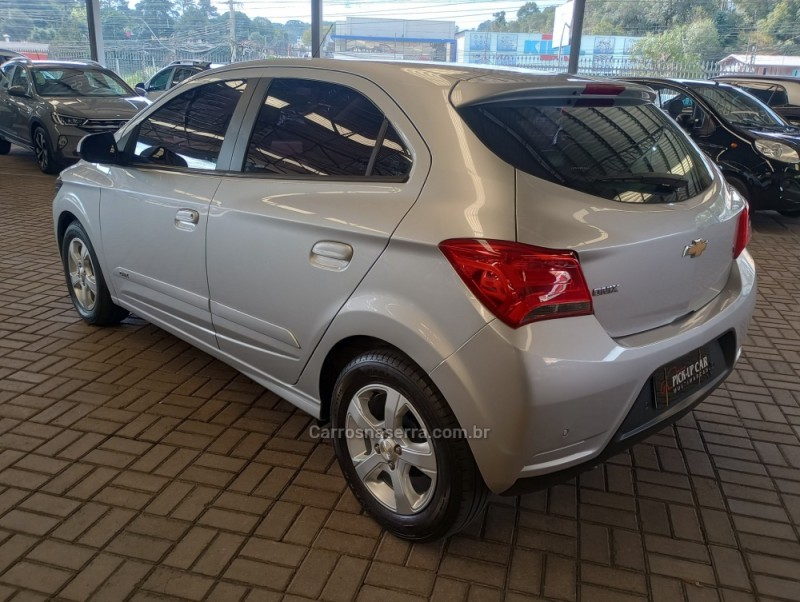 ONIX 1.4 MPFI LT 8V FLEX 4P MANUAL - 2019 - CAXIAS DO SUL