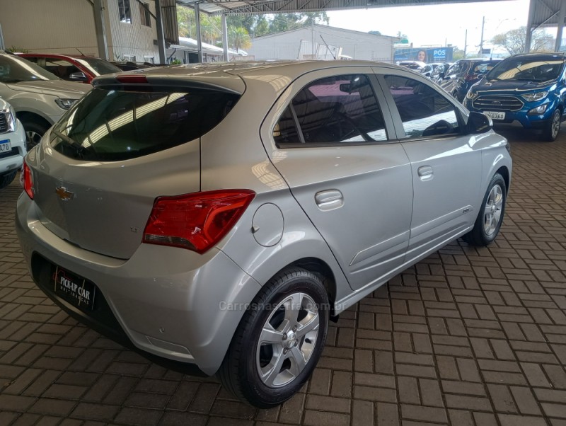 ONIX 1.4 MPFI LT 8V FLEX 4P MANUAL - 2019 - CAXIAS DO SUL