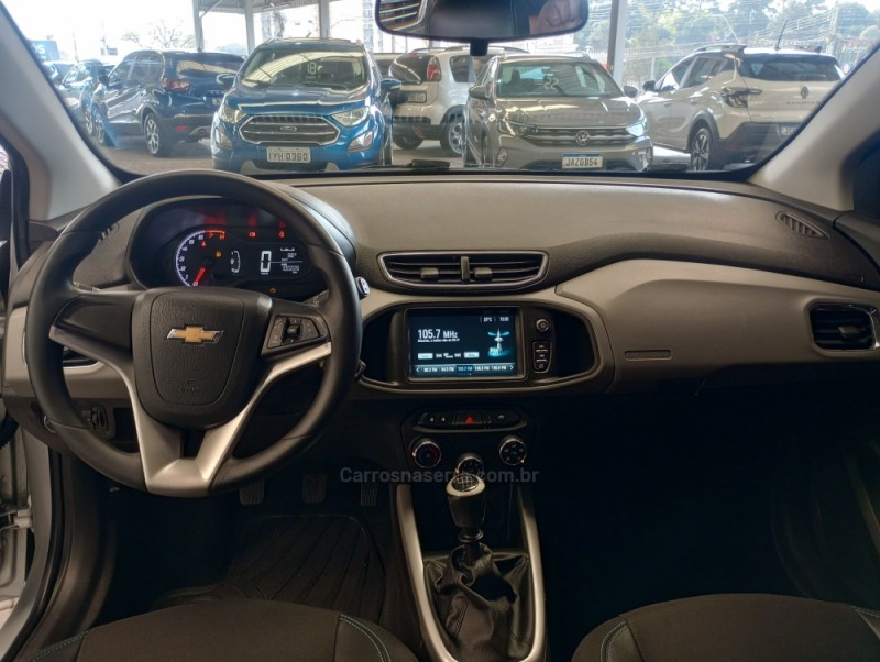 ONIX 1.4 MPFI LT 8V FLEX 4P MANUAL - 2019 - CAXIAS DO SUL