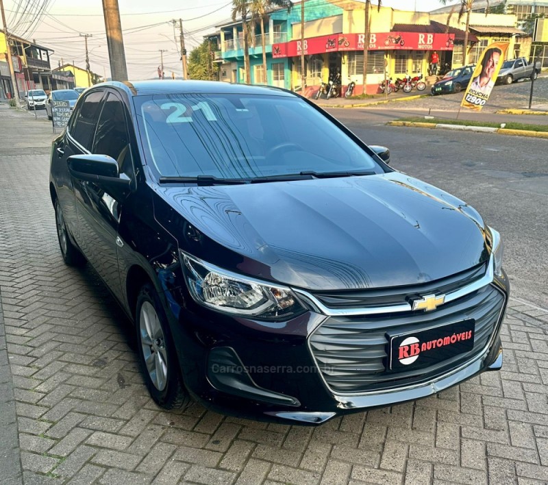 ONIX 1.0 LT 12V TURBO FLEX 4P MANUAL - 2021 - PAROBé