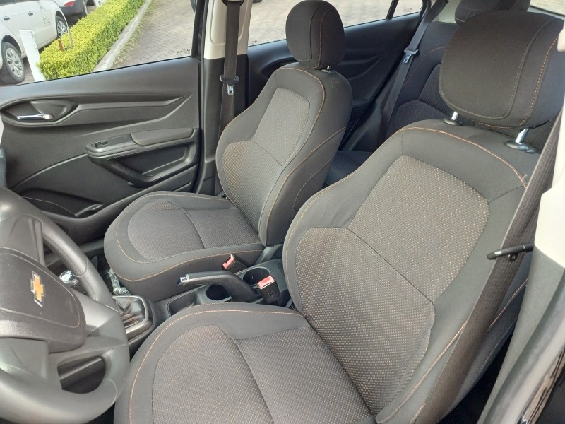 ONIX 1.4 MPFI LT 8V FLEX 4P MANUAL - 2014 - FLORES DA CUNHA