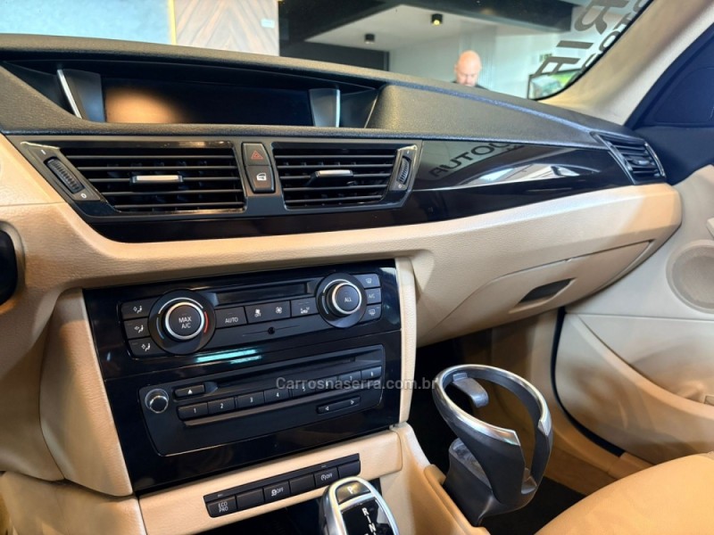 X1 2.0 16V TURBO ACTIVEFLEX SDRIVE20I M SPORT 4P AUTOMÁTICO - 2013 - CAMPO BOM