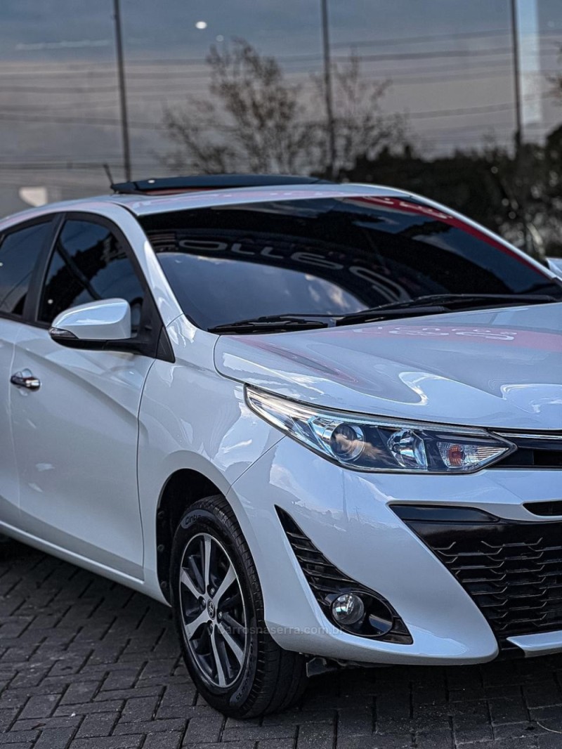 YARIS 1.5 XLS FLEX 4P AUTOMÁTICO - 2019 - CANELA