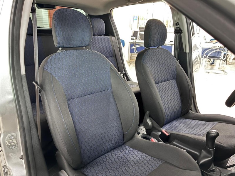 SANDERO 1.0 EXPRESSION 16V FLEX 4P MANUAL - 2016 - CAXIAS DO SUL