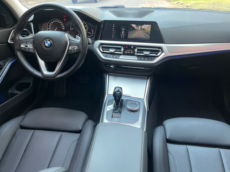330I 2.0 SPORT 16V TURBO GASOLINA 4P AUTOMÁTICO - 2020 - FELIZ