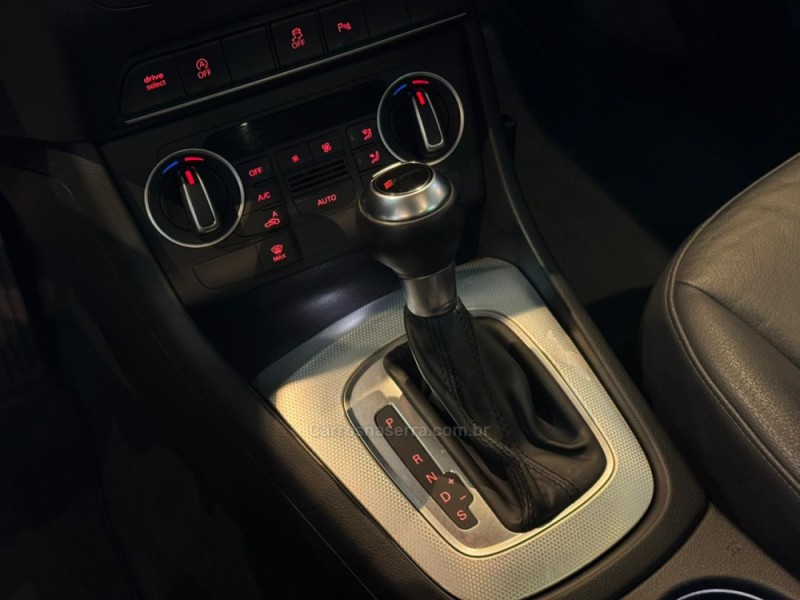 Q3 2.0 TFSI AMBIENTE QUATTRO 4P GASOLINA S TRONIC - 2016 - CAXIAS DO SUL