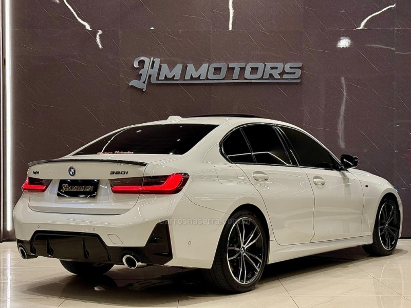 320I 2.0 M SPORT 16V TURBO ACTIVEFLEX 4P AUTOMÁTICO - 2023 - CAXIAS DO SUL